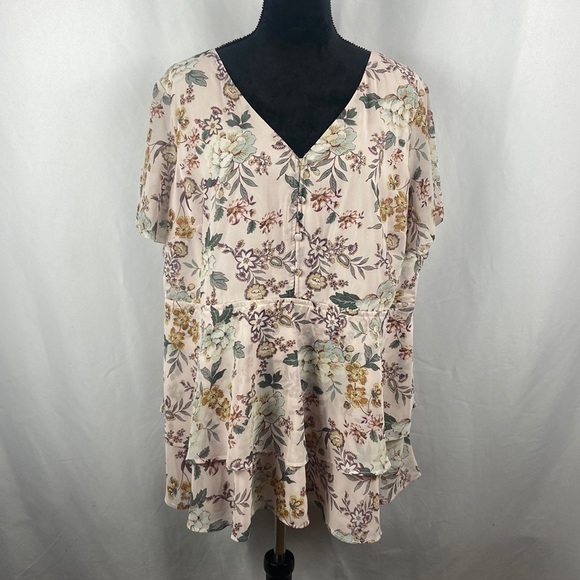 Torrid Blush Pink Floral Chiffon Tiered Babydoll Blouse - Picture 3 of 9